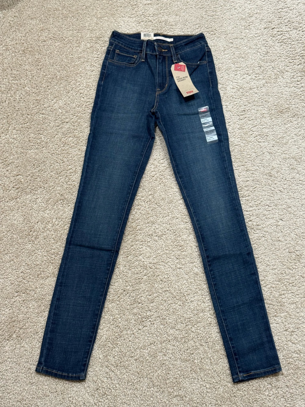 Levi's Women's Dark Indigo High Rise Skinny Jeans W26 L32 NWT